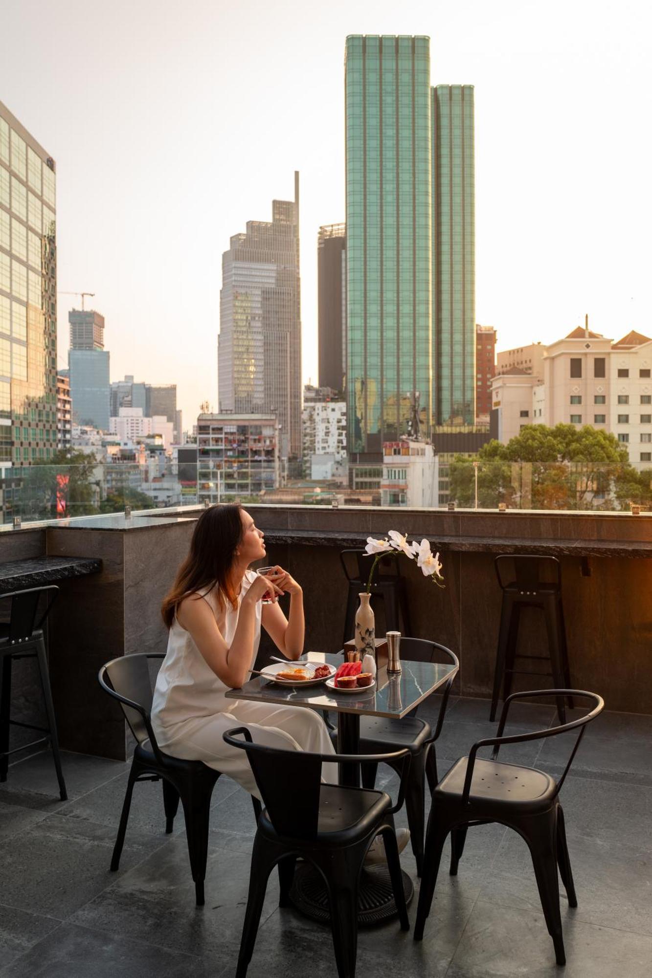 Hato Saigon Boutique Hotel & Rooftop Cidade de Ho Chi Minh Exterior foto