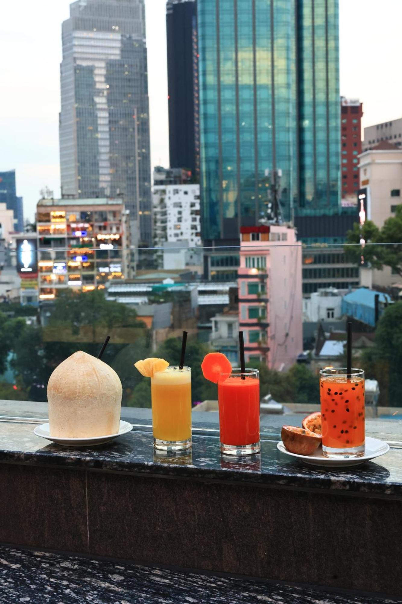 Hato Saigon Boutique Hotel & Rooftop Cidade de Ho Chi Minh Exterior foto