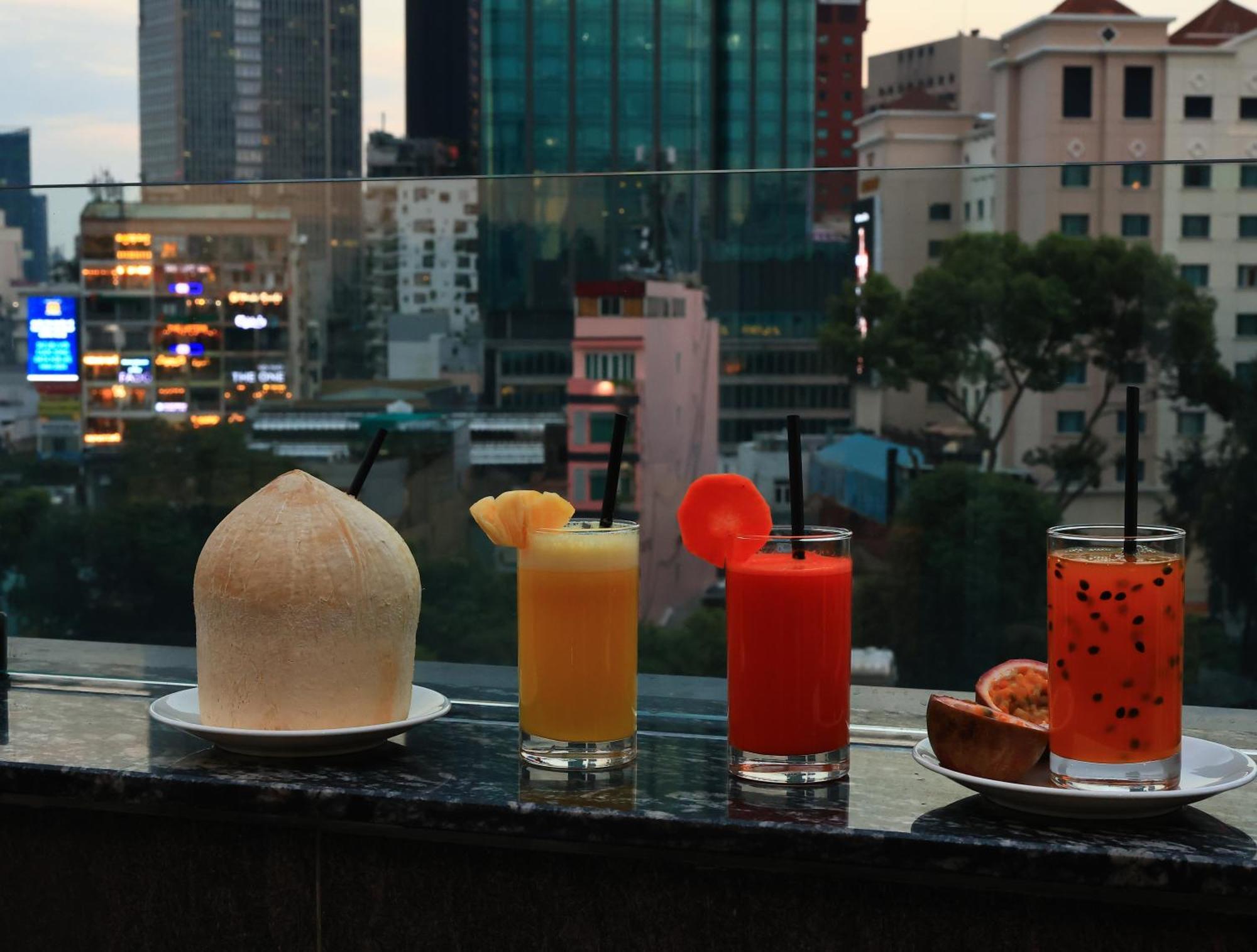 Hato Saigon Boutique Hotel & Rooftop Cidade de Ho Chi Minh Exterior foto